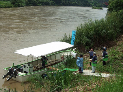 ダム湖を観光に生かす会安全祈願祭